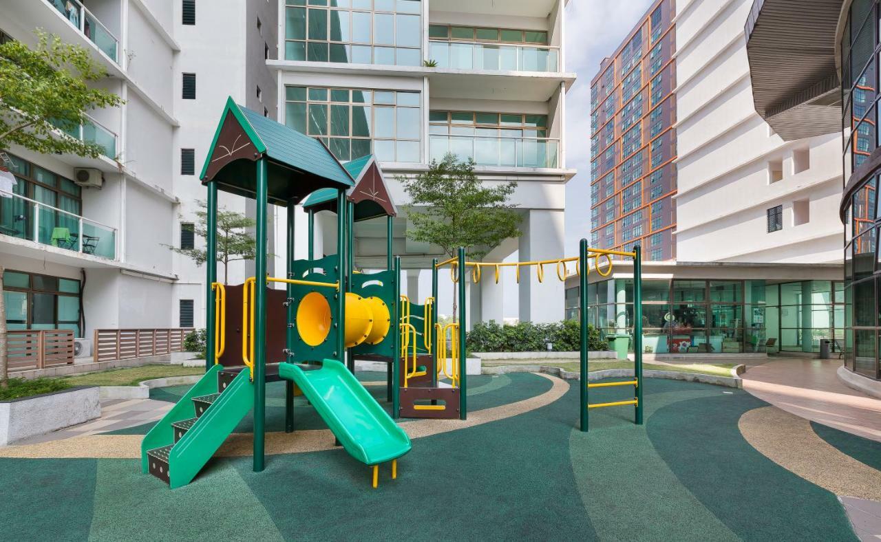 Palazio Serviced Apartments By Jk Home Johor Bahru Exteriör bild